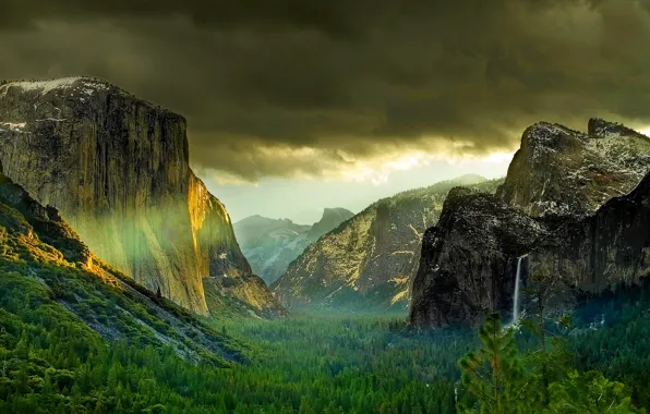 Лес, горы, тучи, водопад, Америка, Yosemite National Park