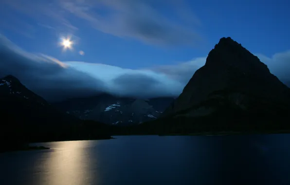 Картинка небо, вода, горы, ночь, гладь, отражение, фото, скалы