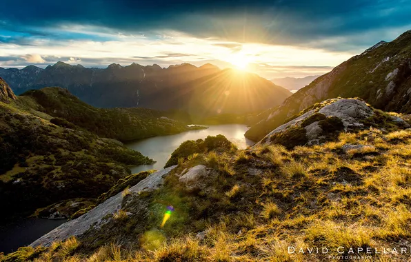 Картинка солнце, лучи, свет, пейзаж, горы, природа, река, New Zealand
