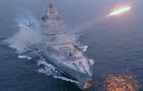 Эсминец, ВМС Индии, D69, INS Surat