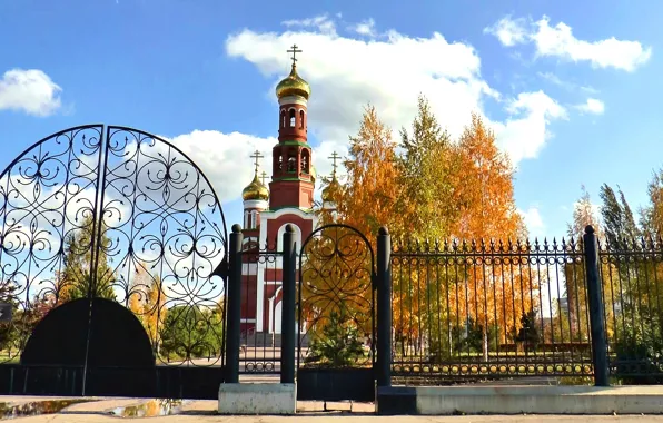 Осень, облака, церковь, Храм, ОМСК, СИБИРЬ