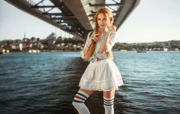 Картинка girl, Model, legs, bridge, photo, stockings, blue eyes, redhead