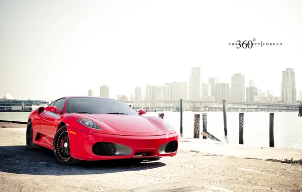 Картинка красный, мост, F430, Ferrari, феррари, небоскрёбы, передняя часть, 360 three sixty forged