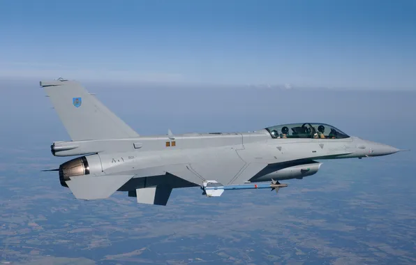 Картинка небо, полет, ракеты, F-16, Fighting Falcon, пилоты, сражающийся сокол