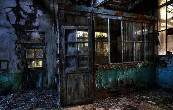 Картинка dirt, glass, window, abandoned buildings