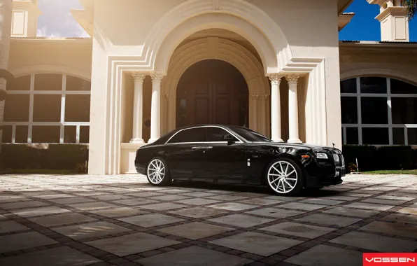 Картинка здание, Rolls Royce, Ghost, Vossen Wheels