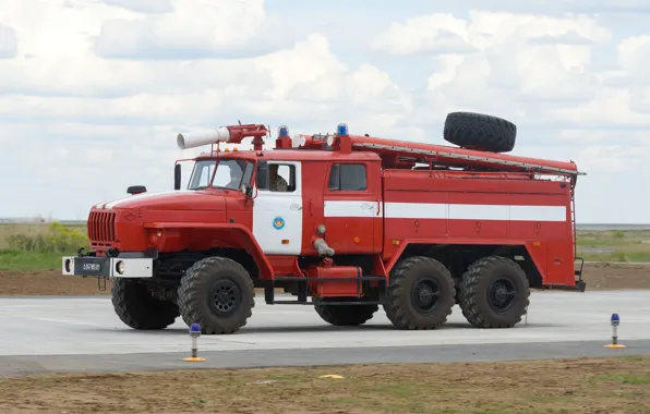 Картинка автомобиль, пожарный, Урал-4320