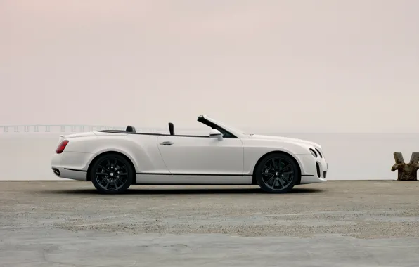 Белый, берег, Bentley, кабриолет, 2010, в профиль, Continental Supersports Convertible
