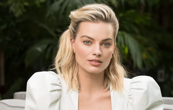 Картинка взгляд, девушка, Margot Robbie