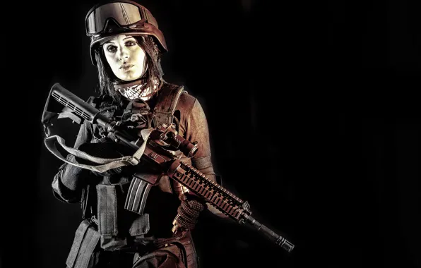 Картинка девушка, очки, винтовка, экипировка, каска, штурмовая