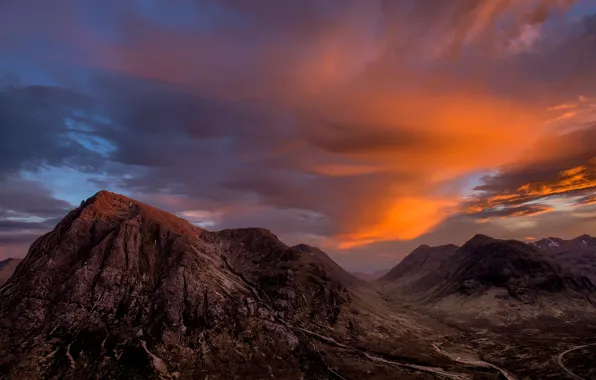 Картинка небо, облака, закат, горы, скалы, холмы, высота, вечер