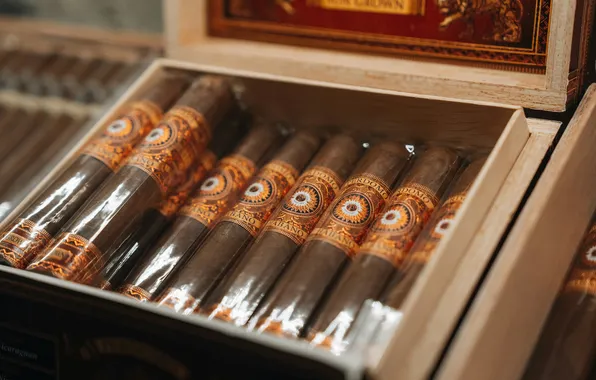 Сигары, коробка сигар, Perdomo Habano