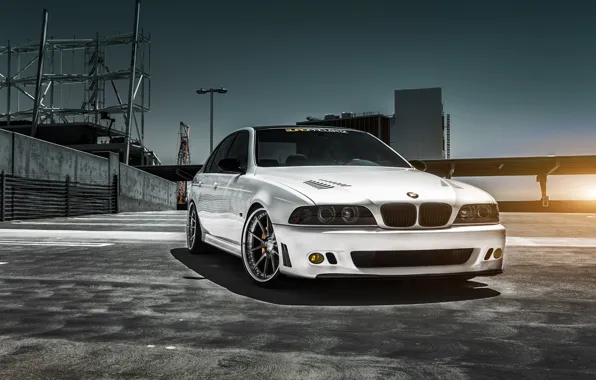 Внешний тюнинг на BMW 5 серия E39 [рестайлинг]