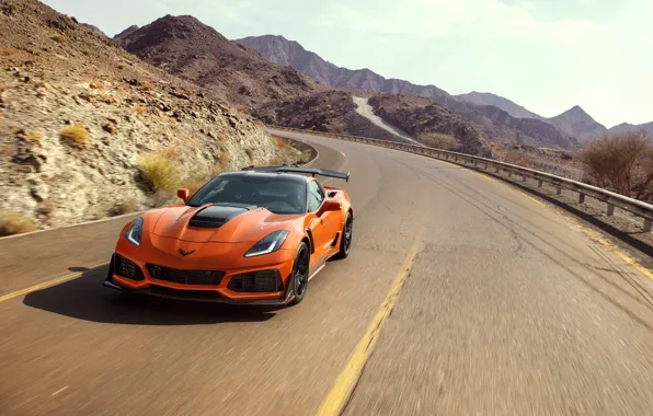Оранжевый, Corvette, Chevrolet, ZR1, вид спереди, 2019