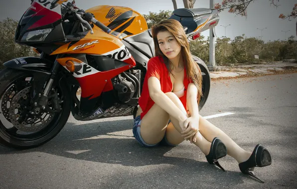 Картинка взгляд, девушка, поза, мотоцикл, азиатка