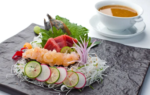 Суп, овощи, морепродукты, тунец, сашими