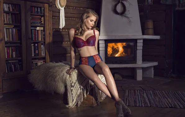 Девушка, модель, книги, тату, мех, бельё, камин, изба