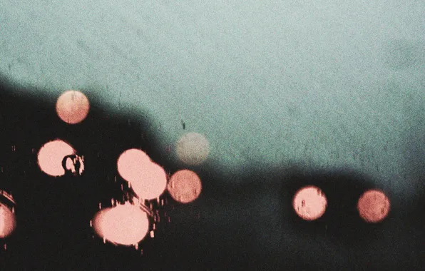 Light, rainy, globes
