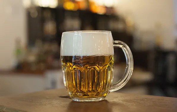 Картинка fluid, cup, liquid, tableware, beer glass, drinkware, lager, pilsner urquell