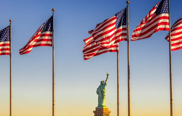 Нью-Йорк, США, флаги, Статуя Свободы
