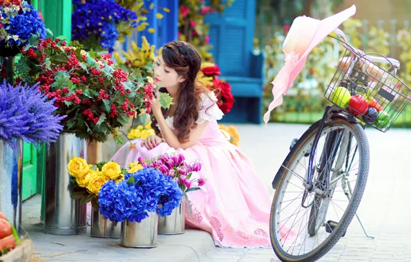Девушка, цветы, велосипед, улица