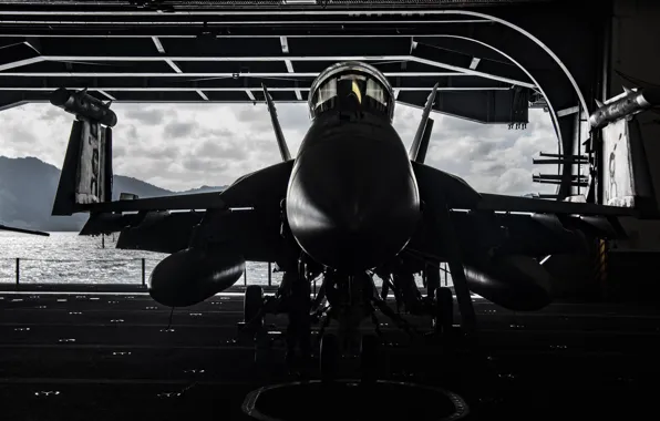 Ангар, авианосец, FA-18C Hornet
