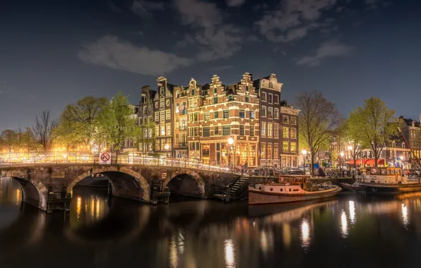 Картинка мост, город, здание, вечер, освещение, Амстердам, канал, Нидерланды