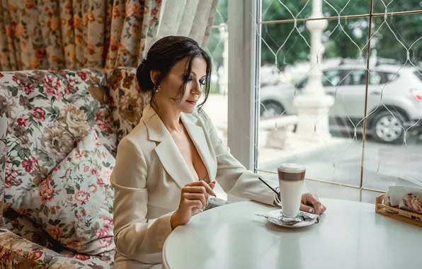 Картинка pretty, brunette, drink, elegant, Георгий Дьяков