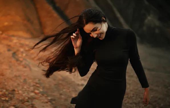 Картинка девушка, поза, улыбка, настроение, длинные волосы, Иван Ковалёв, Мария Горобец