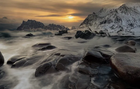 Картинка море, закат, горы, камни, Норвегия, Norway, Лофотенские острова, Норвежское море