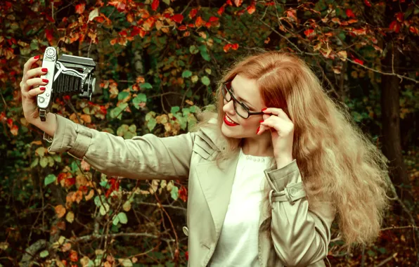 Девушка, фотоаппарат, селфи