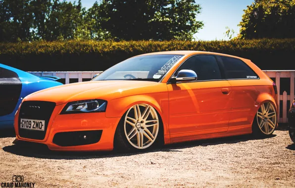 Audi, оранжевая, stance