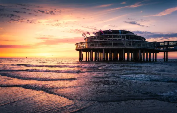 Картинка море, берег, пирс, зарево, Нидерланды, Scheveningen Pier