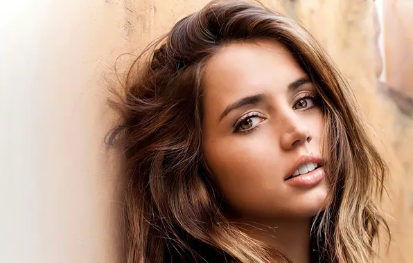 Картинка взгляд, девушка, лицо, волосы, актриса, губы, красотка, Ana de Armas