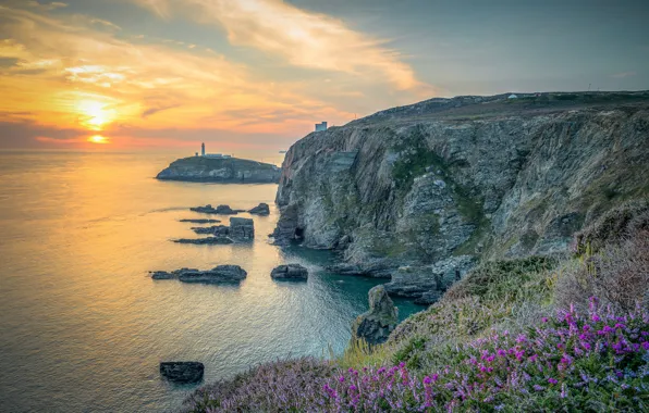 Картинка маяк, Англия, Северный Уэльс, скалы. закат