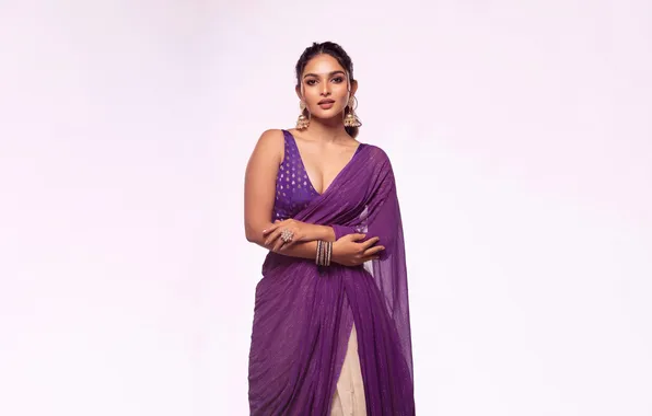 Платье, Браслеты, Purple, Кольцо, Макияж, Dress, Make Up, White background