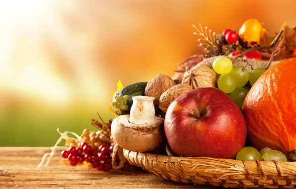 Грибы, яблоко, виноград, тыква, фрукты, орехи, овощи, сухие листья