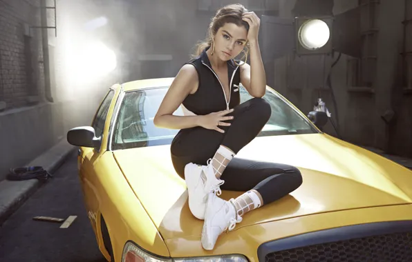 Картинка car, girl, singer, selena gomez, actress, sneakers