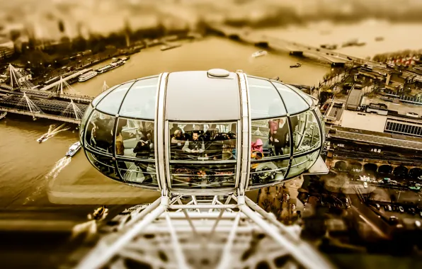 Картинка город, люди, Лондон, лодки, Великобритания, автомобили, Лондонский глаз, река Темза