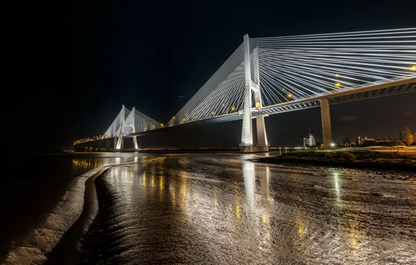 Portugal, Lisbon, Vasco da Gama Bridge, Parque das Nações