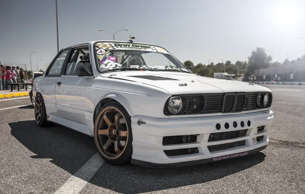 Картинка BMW, white, drift car, E30