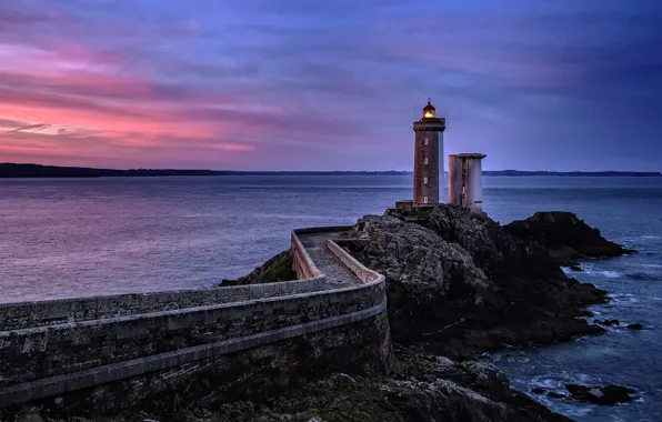Картинка море, небо, закат, скала, Франция, маяк