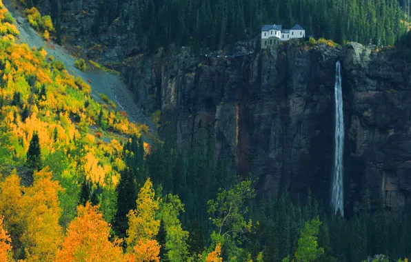Картинка осень, лес, горы, природа, дом, скалы, водопад, октябрь