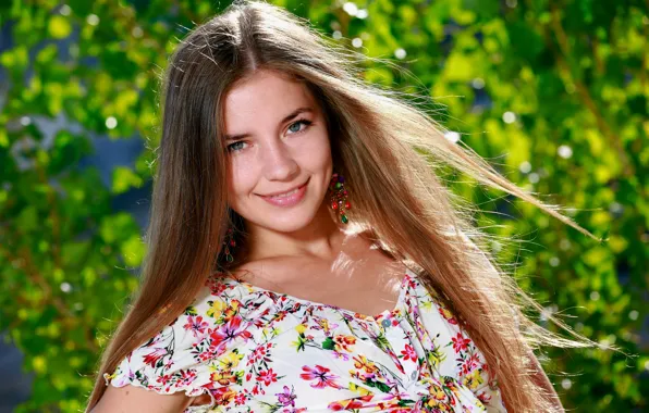 Brunette, Tree, Flowers, Smile, Long Hair, Look, Met-Art, Vivian