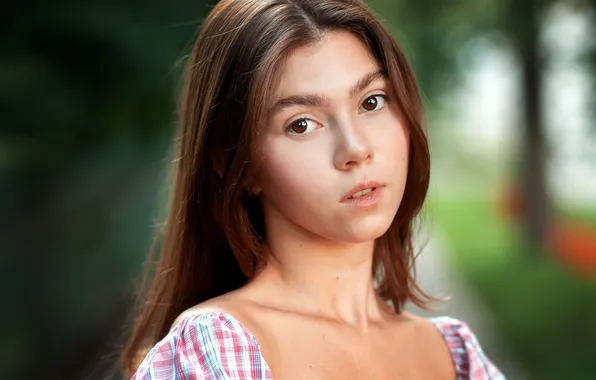 Взгляд, девушка, размытый фон, Ренат Фотов, портретная фотография