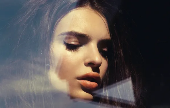 Взгляд, стекло, лицо, модель, брюнетка, Emily Ratajkowski, Эмили Ратайковски