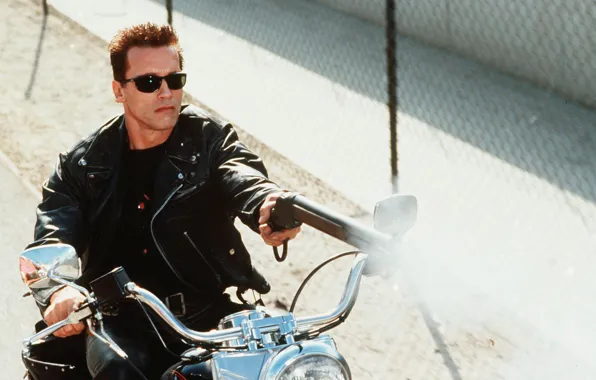 Картинка мужик, мотоцикл, актер, дробовик, Терминатор 2, Арнольд Шварценеггер, Arnold Schwarzenegger, Judgment Day