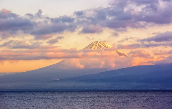 Облака, озеро, вулкан, Япония, Фуджи