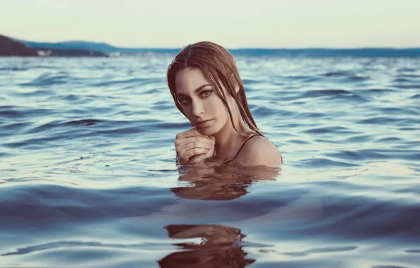 Картинка девушка, в воде, кареглазая, Federico Sciuca, Sea life, Katia Lovat