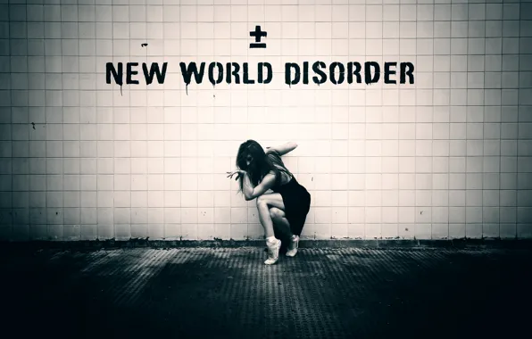 Девушка, стена, пуанты, New World Disorder